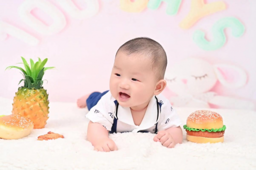 泗阳宝宝在妈妈肚子里